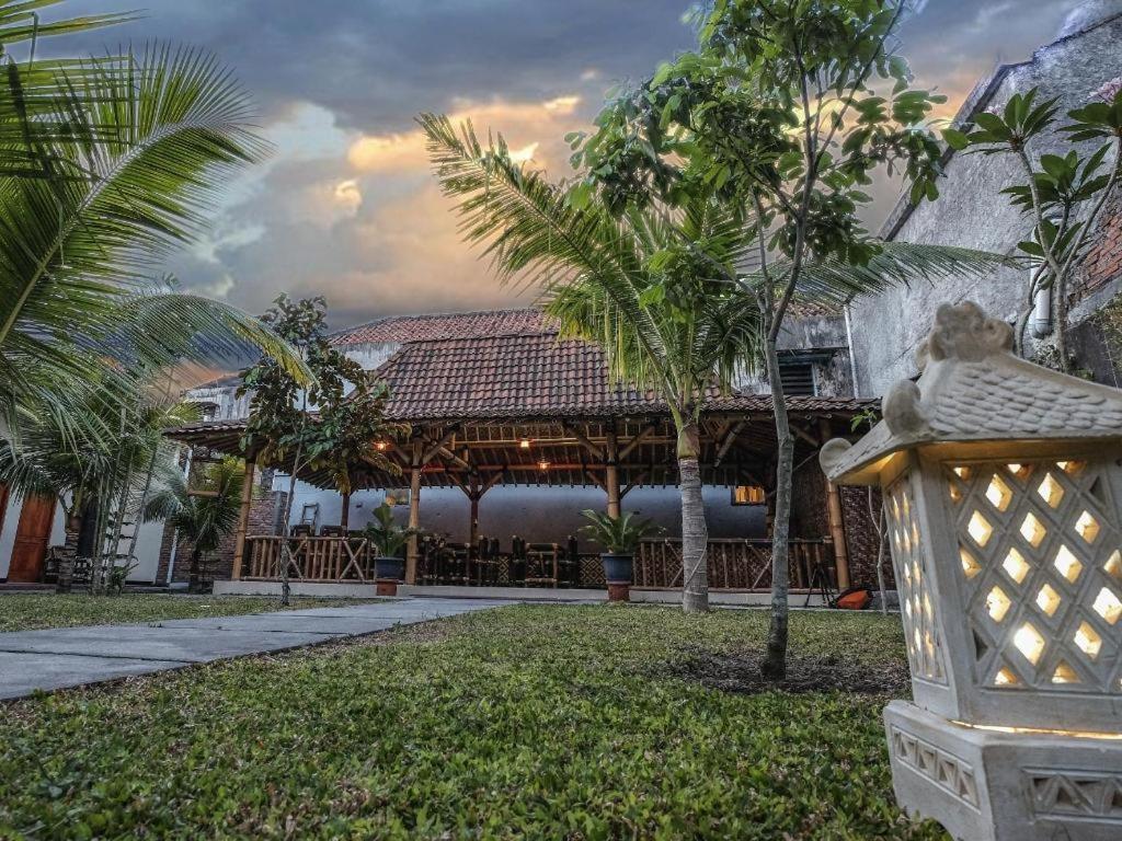 Malioboro Garden Hotel Jogyakarta Zewnętrze zdjęcie